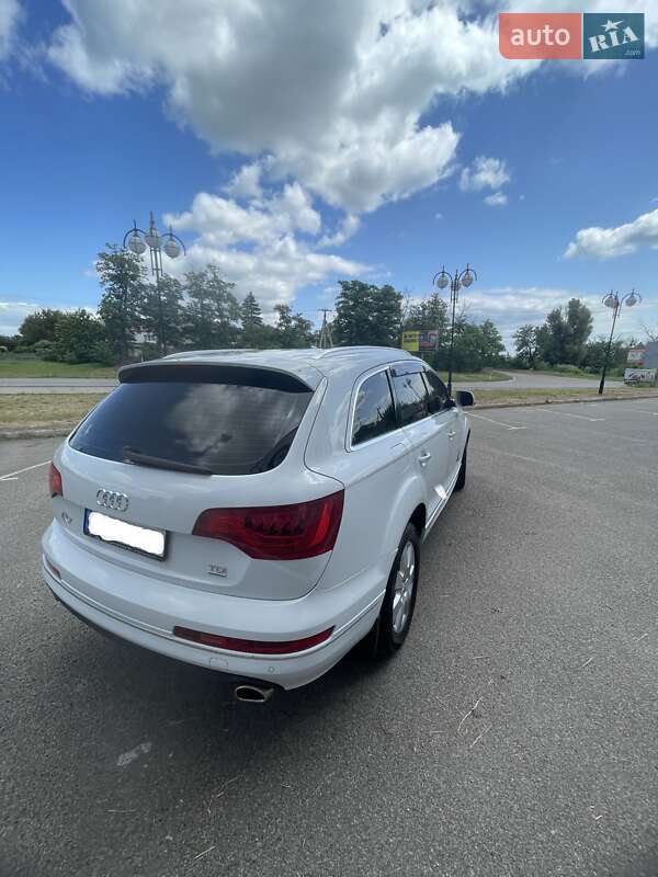 Позашляховик / Кросовер Audi Q7 2014 в Білій Церкві