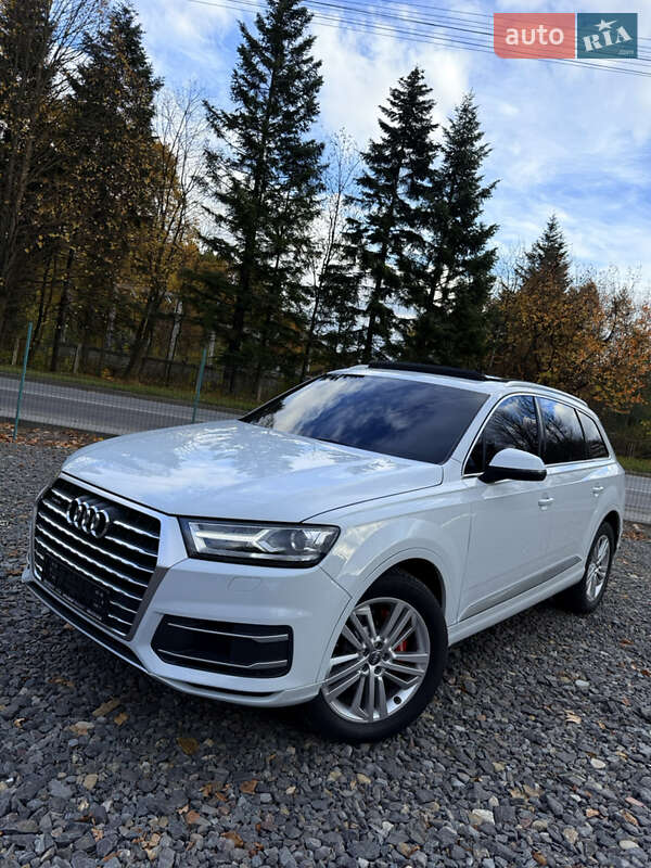 Позашляховик / Кросовер Audi Q7 2018 в Трускавці