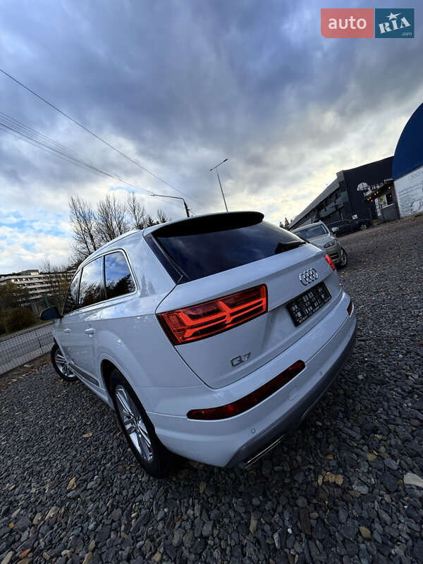 Позашляховик / Кросовер Audi Q7 2018 в Трускавці