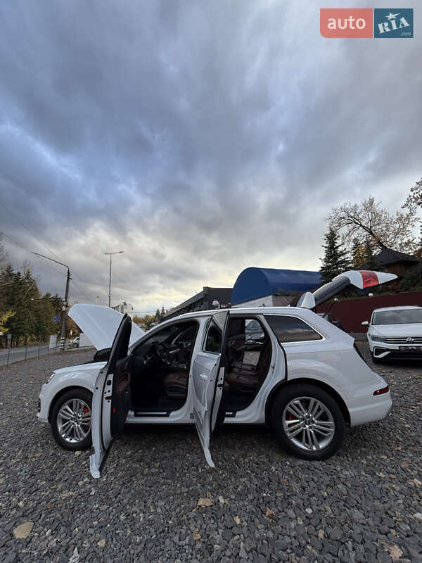 Позашляховик / Кросовер Audi Q7 2018 в Трускавці