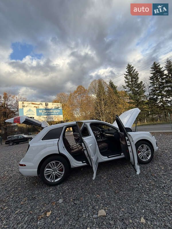 Позашляховик / Кросовер Audi Q7 2018 в Трускавці
