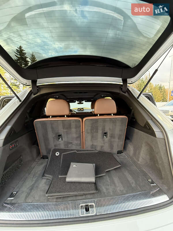 Позашляховик / Кросовер Audi Q7 2018 в Трускавці