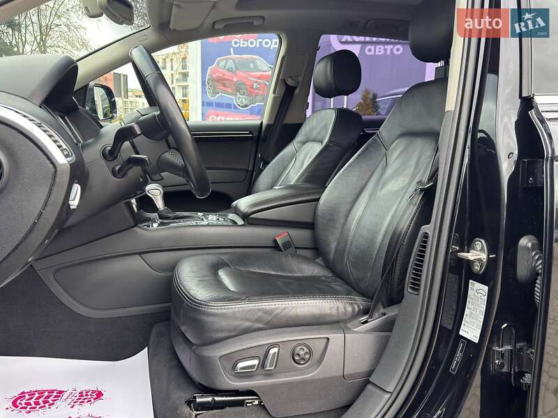 Позашляховик / Кросовер Audi Q7 2015 в Львові