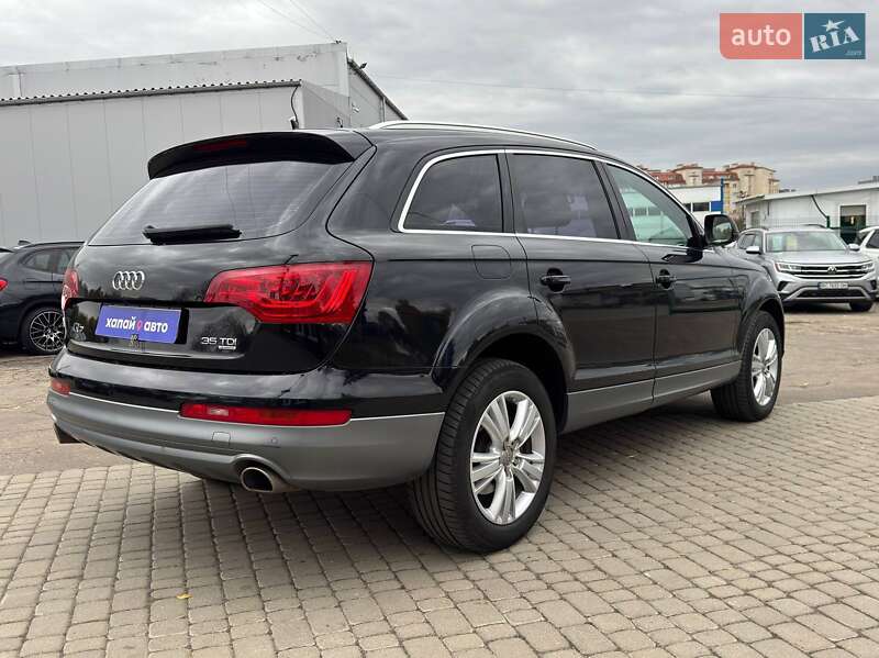 Позашляховик / Кросовер Audi Q7 2015 в Львові