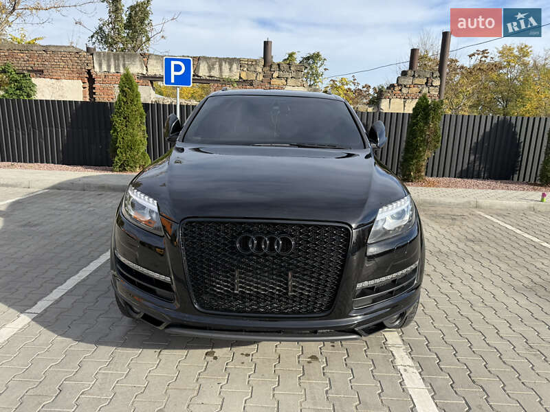Внедорожник / Кроссовер Audi Q7 2014 в Одессе