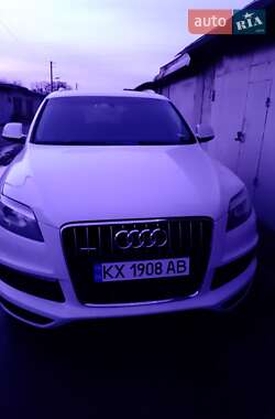 Позашляховик / Кросовер Audi Q7 2015 в Харкові