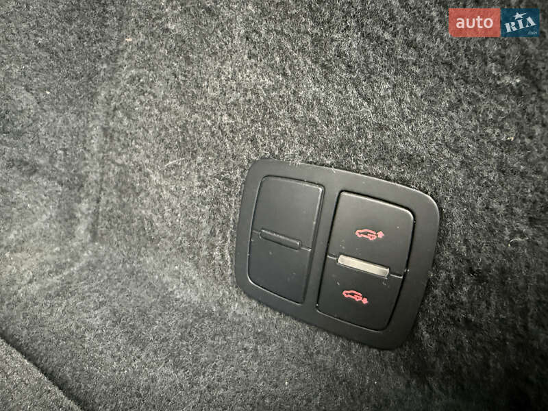 Позашляховик / Кросовер Audi Q7 2012 в Сарнах фото 49 Позашляховик / Кросовер Audi Q7 2012 в Сарнах