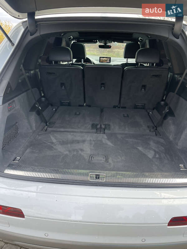 Позашляховик / Кросовер Audi Q7 2017 в Львові фото 11 Позашляховик / Кросовер Audi Q7 2017 в Львові