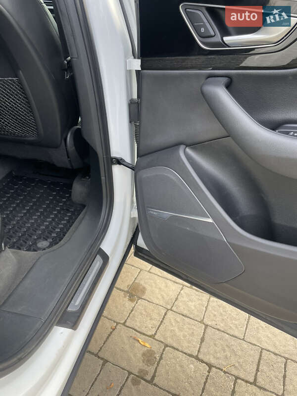 Позашляховик / Кросовер Audi Q7 2017 в Львові фото 14 Позашляховик / Кросовер Audi Q7 2017 в Львові