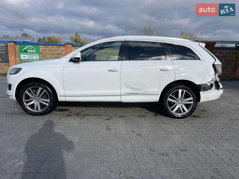 Позашляховик / Кросовер Audi Q7 2011 в Луцьку