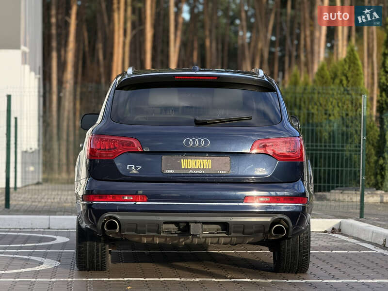 Позашляховик / Кросовер Audi Q7 2013 в Києві