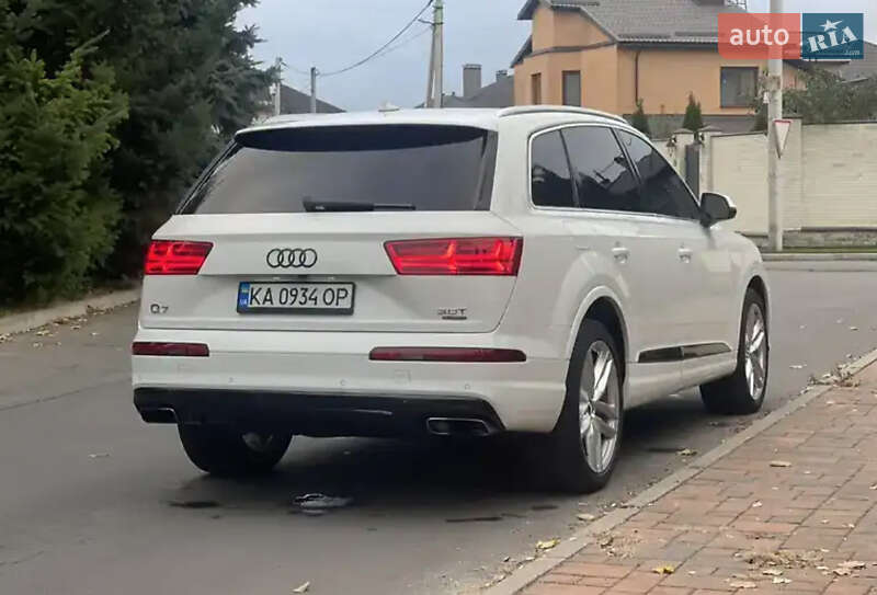 Внедорожник / Кроссовер Audi Q7 2016 в Ивано-Франковске