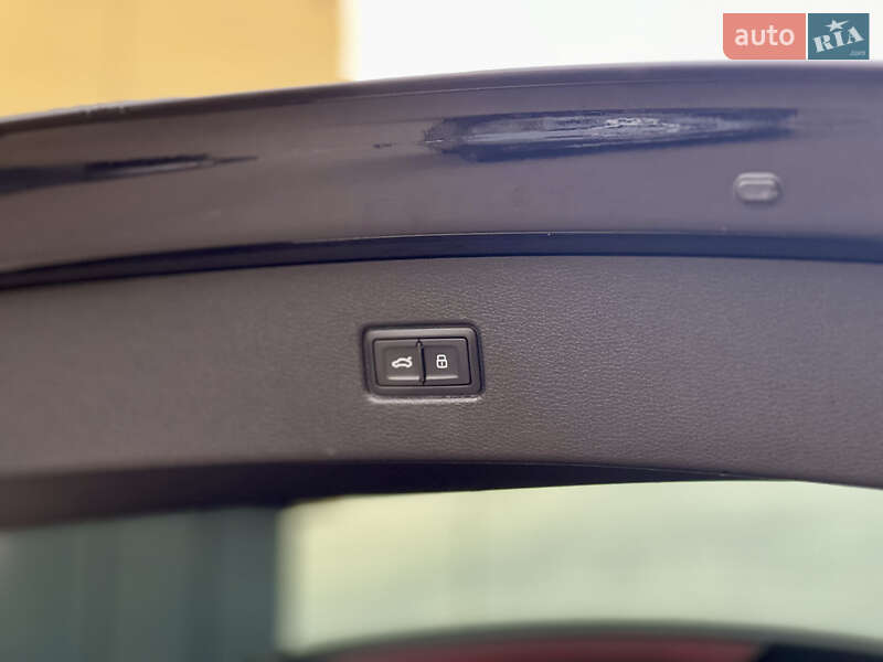 Внедорожник / Кроссовер Audi Q7 2016 в Ровно