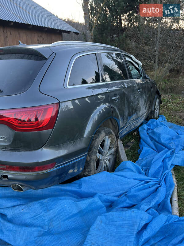 Позашляховик / Кросовер Audi Q7 2014 в Сколе