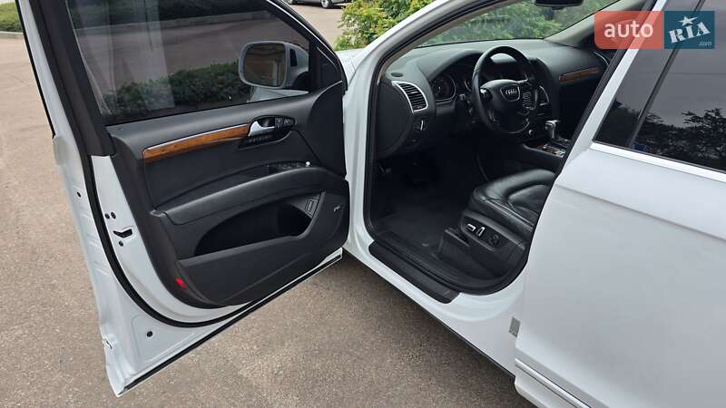 Позашляховик / Кросовер Audi Q7 2015 в Бердичеві фото 19 Позашляховик / Кросовер Audi Q7 2015 в Бердичеві