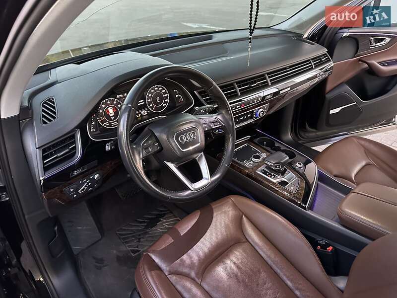 Внедорожник / Кроссовер Audi Q7 2017 в Днепре фото 14 Внедорожник / Кроссовер Audi Q7 2017 в Днепре