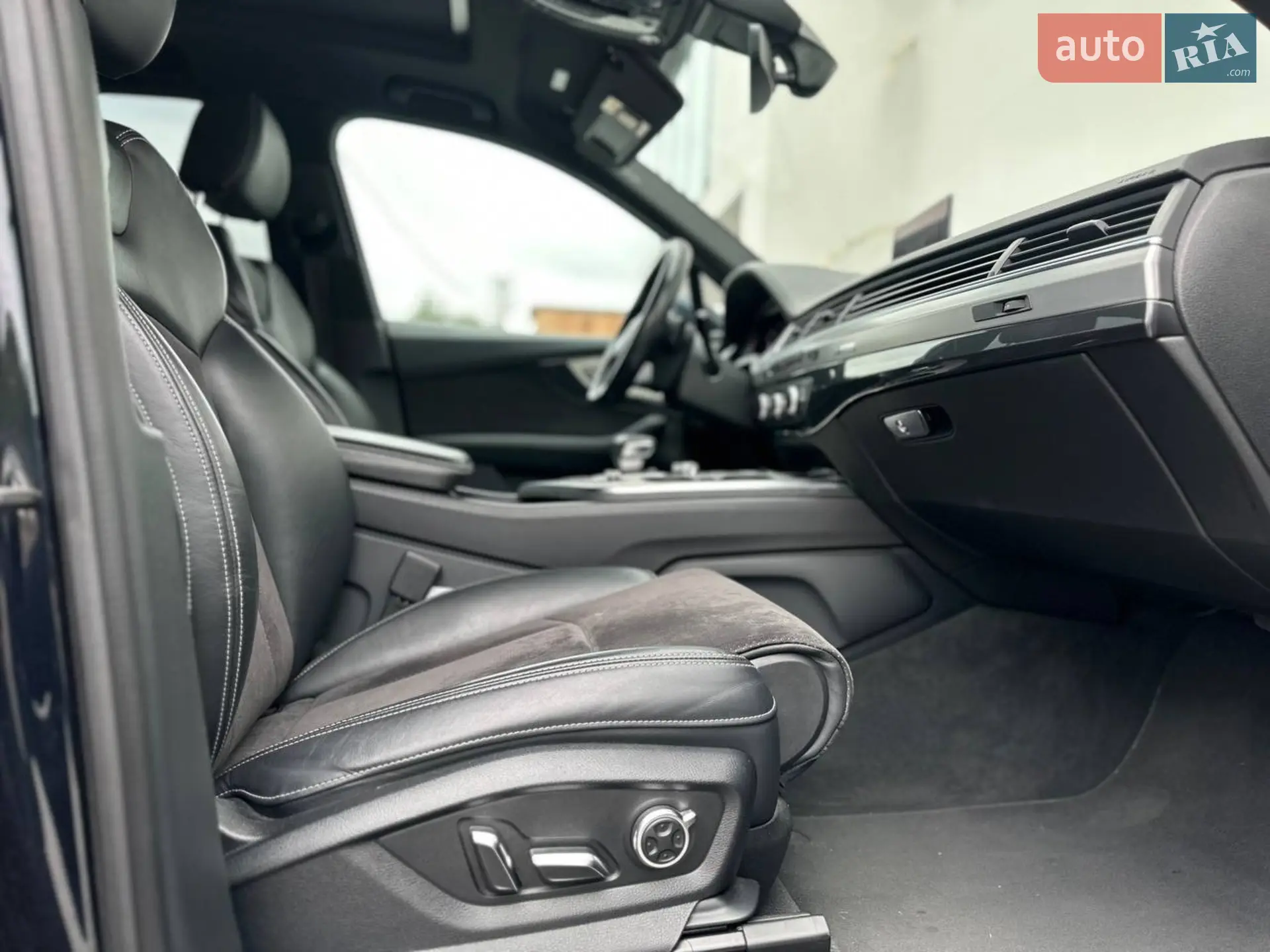 2017 Audi Q7 - мініатюра 29