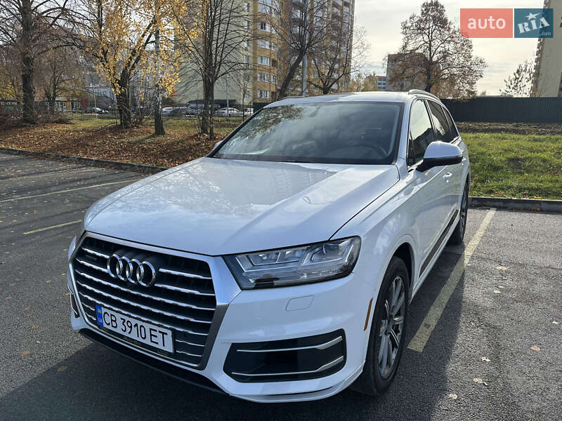Позашляховик / Кросовер Audi Q7 2019 в Чернігові
