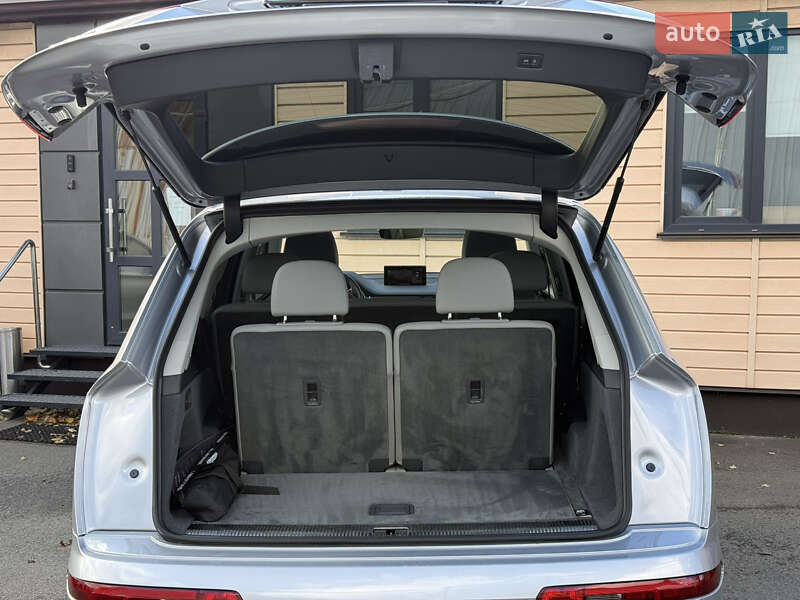 Внедорожник / Кроссовер Audi Q7 2018 в Киеве