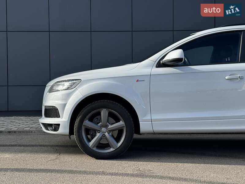 Внедорожник / Кроссовер Audi Q7 2015 в Киеве фото 5 Внедорожник / Кроссовер Audi Q7 2015 в Киеве
