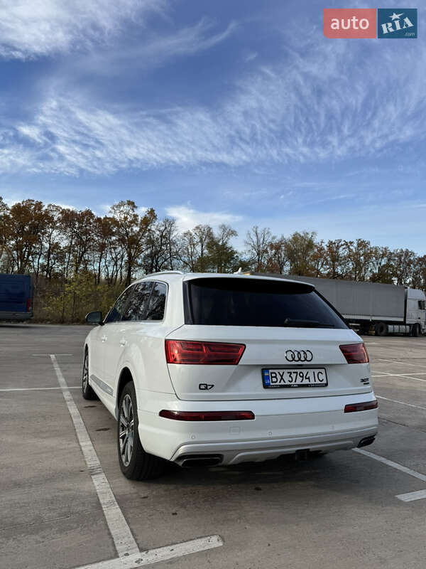 Позашляховик / Кросовер Audi Q7 2018 в Києві фото 5 Позашляховик / Кросовер Audi Q7 2018 в Києві