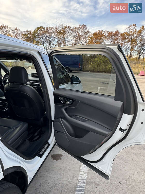 Позашляховик / Кросовер Audi Q7 2018 в Києві фото 19 Позашляховик / Кросовер Audi Q7 2018 в Києві