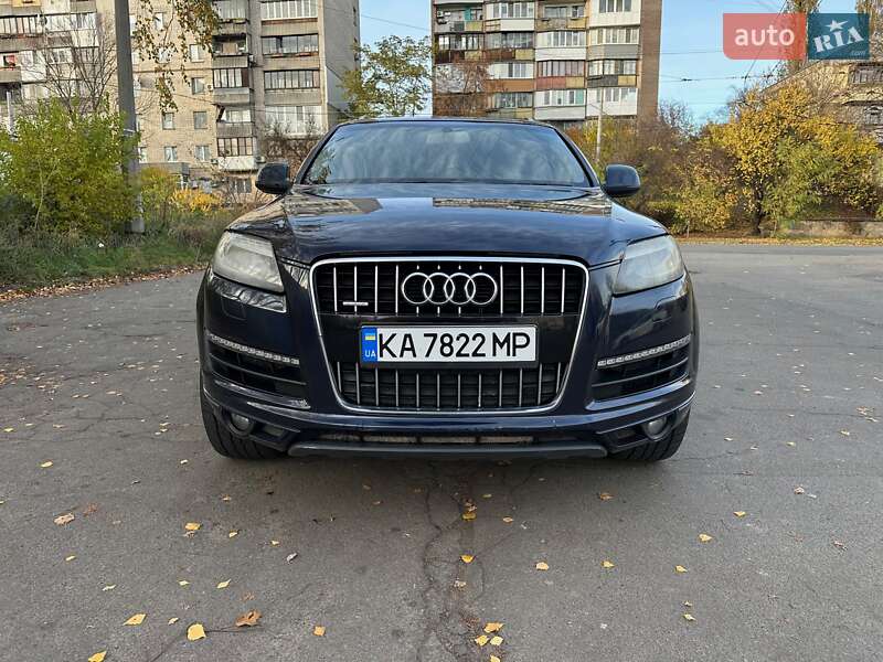 Позашляховик / Кросовер Audi Q7 2012 в Києві фото 2 Позашляховик / Кросовер Audi Q7 2012 в Києві