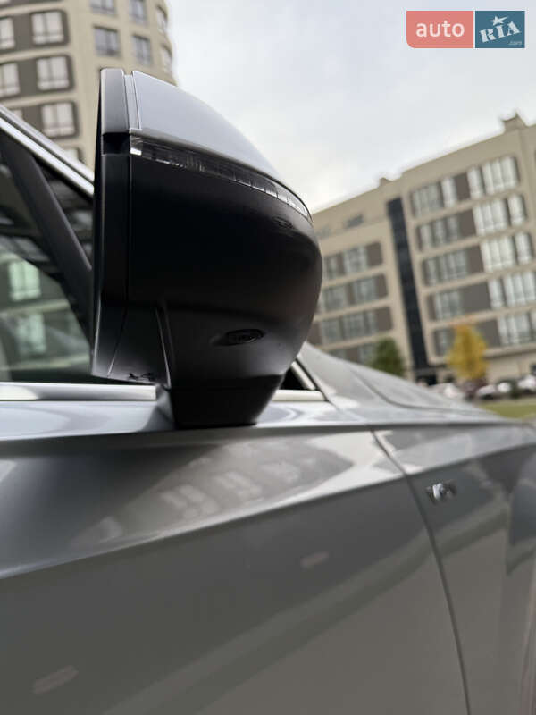 Позашляховик / Кросовер Audi Q7 2017 в Львові