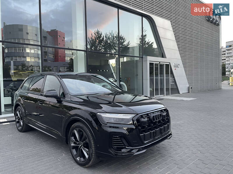 Позашляховик / Кросовер Audi Q7 2024 в Ужгороді