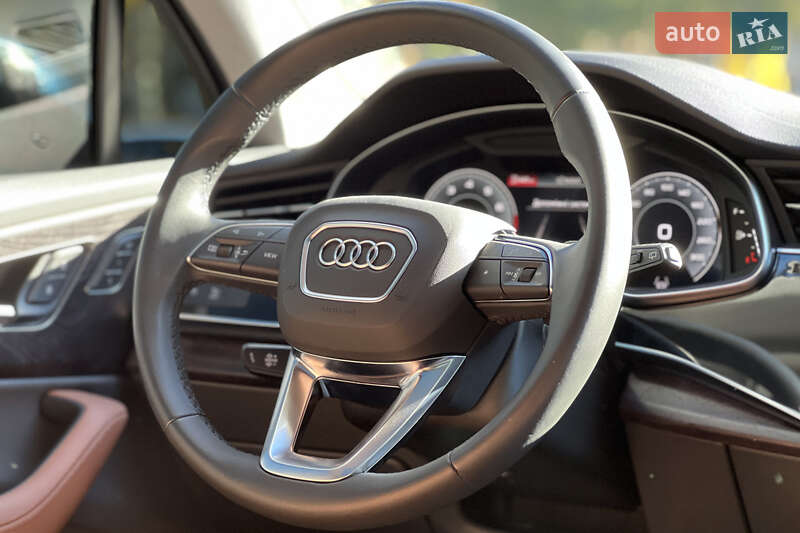 Внедорожник / Кроссовер Audi Q7 2023 в Львове