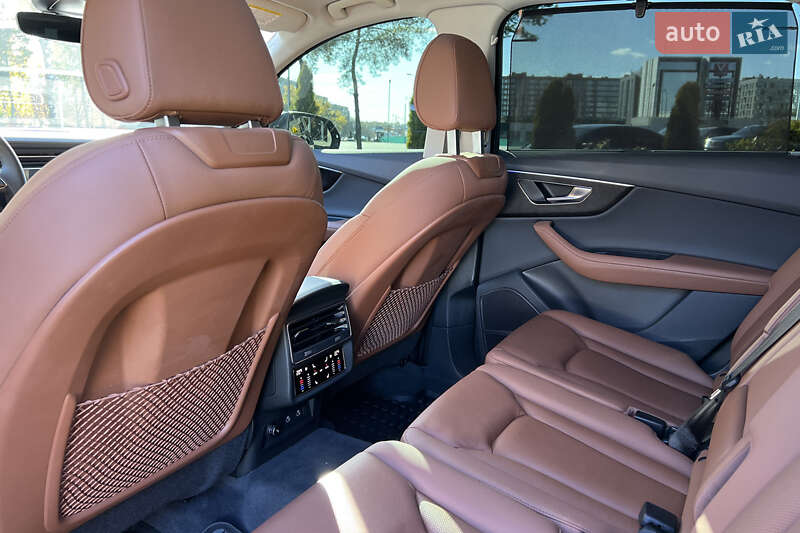 Внедорожник / Кроссовер Audi Q7 2023 в Львове