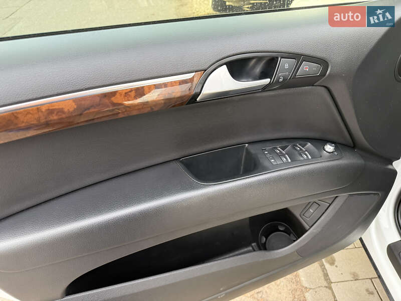 Позашляховик / Кросовер Audi Q7 2015 в Хусті фото 6 Позашляховик / Кросовер Audi Q7 2015 в Хусті