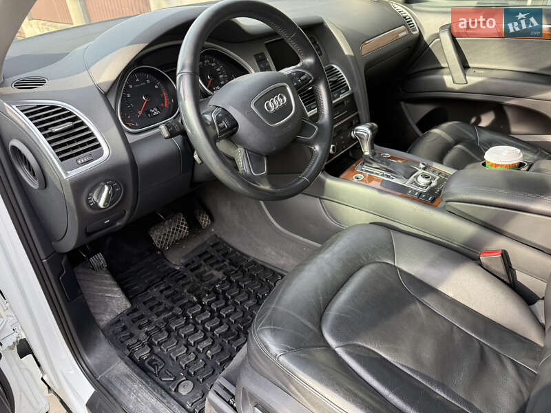 Позашляховик / Кросовер Audi Q7 2015 в Хусті фото 7 Позашляховик / Кросовер Audi Q7 2015 в Хусті