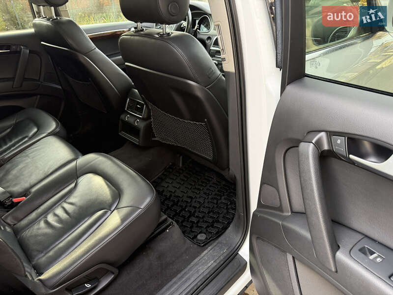 Позашляховик / Кросовер Audi Q7 2015 в Хусті фото 19 Позашляховик / Кросовер Audi Q7 2015 в Хусті