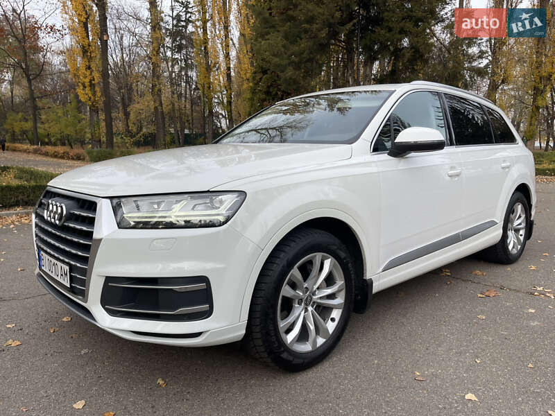 Внедорожник / Кроссовер Audi Q7 2015 в Киеве