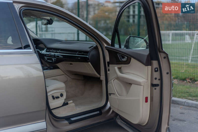 Позашляховик / Кросовер Audi Q7 2018 в Івано-Франківську фото 19 Позашляховик / Кросовер Audi Q7 2018 в Івано-Франківську