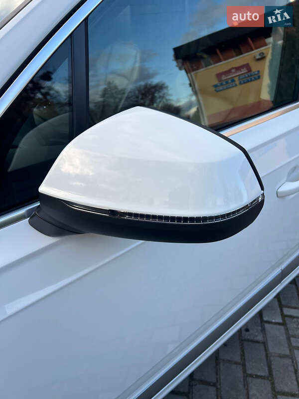 Позашляховик / Кросовер Audi Q7 2016 в Львові