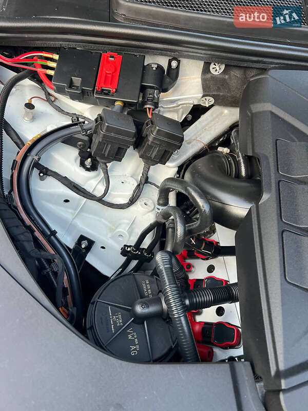 Позашляховик / Кросовер Audi Q7 2016 в Львові