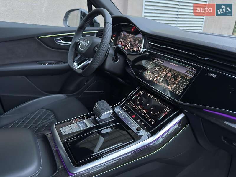 Позашляховик / Кросовер Audi Q7 2020 в Одесі