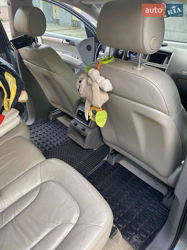 Позашляховик / Кросовер Audi Q7 2006 в Ізмаїлі фото 3 Позашляховик / Кросовер Audi Q7 2006 в Ізмаїлі
