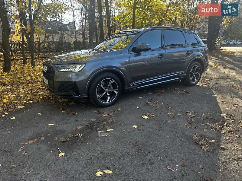 Позашляховик / Кросовер Audi Q7 2020 в Львові фото 9 Позашляховик / Кросовер Audi Q7 2020 в Львові