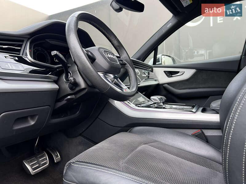 Позашляховик / Кросовер Audi Q7 2022 в Львові