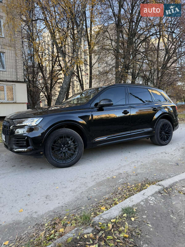 Внедорожник / Кроссовер Audi Q7 2021 в Киеве фото 11 Внедорожник / Кроссовер Audi Q7 2021 в Киеве