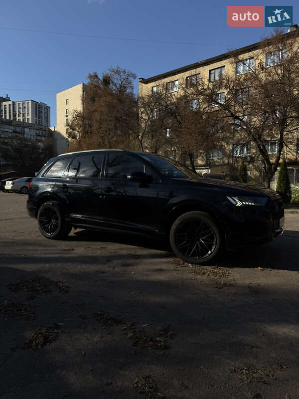 Внедорожник / Кроссовер Audi Q7 2021 в Киеве фото 4 Внедорожник / Кроссовер Audi Q7 2021 в Киеве