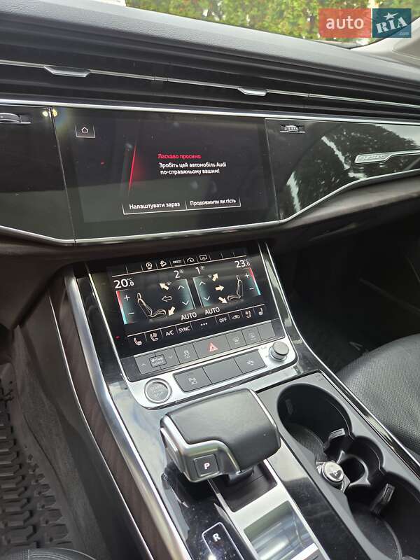 Позашляховик / Кросовер Audi Q7 2021 в Луцьку