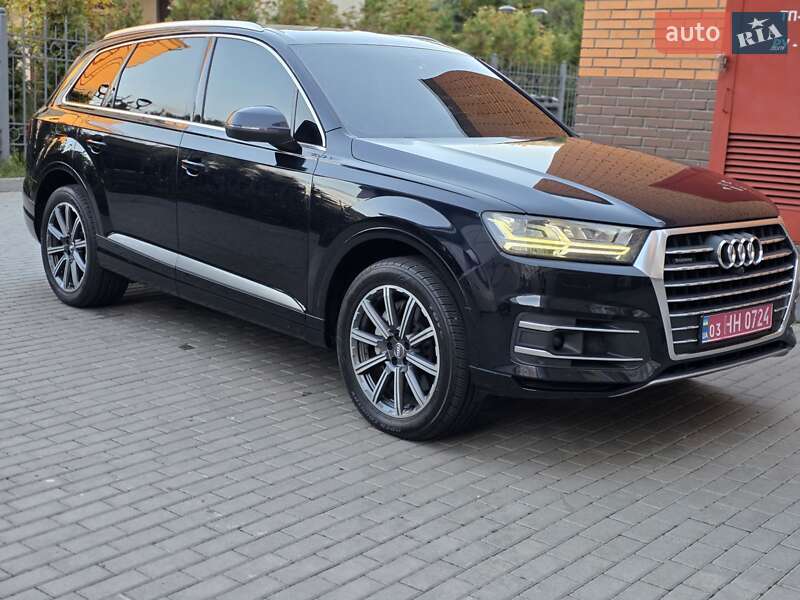 Позашляховик / Кросовер Audi Q7 2016 в Черкасах фото 9 Позашляховик / Кросовер Audi Q7 2016 в Черкасах