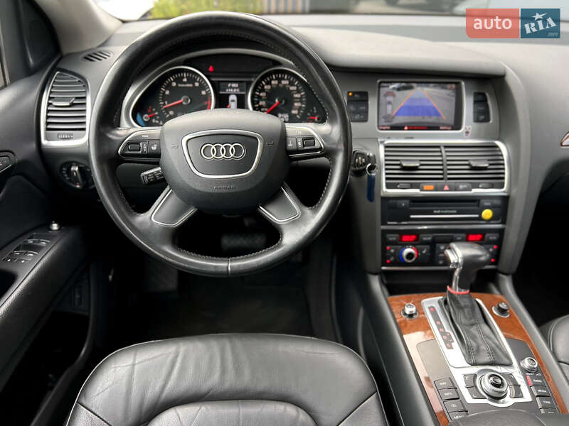 Позашляховик / Кросовер Audi Q7 2013 в Одесі