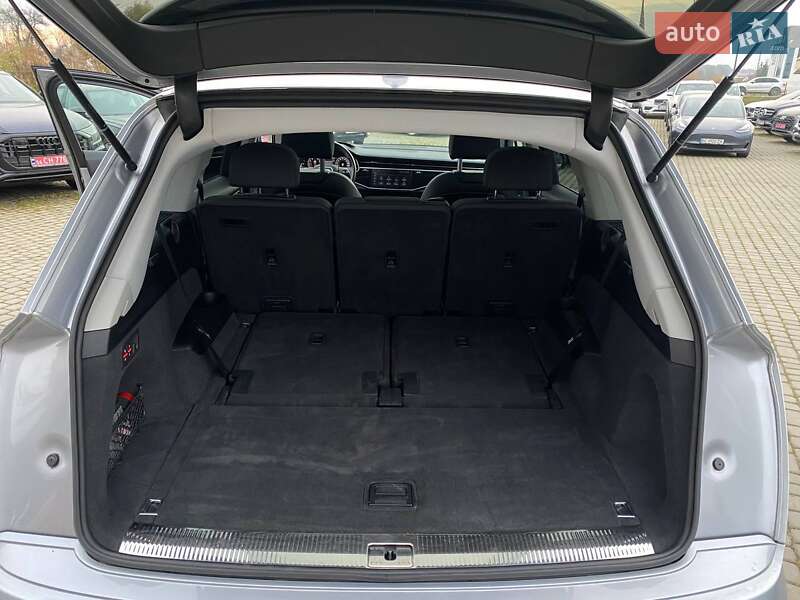 Внедорожник / Кроссовер Audi Q7 2022 в Львове
