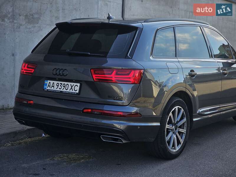Внедорожник / Кроссовер Audi Q7 2019 в Киеве