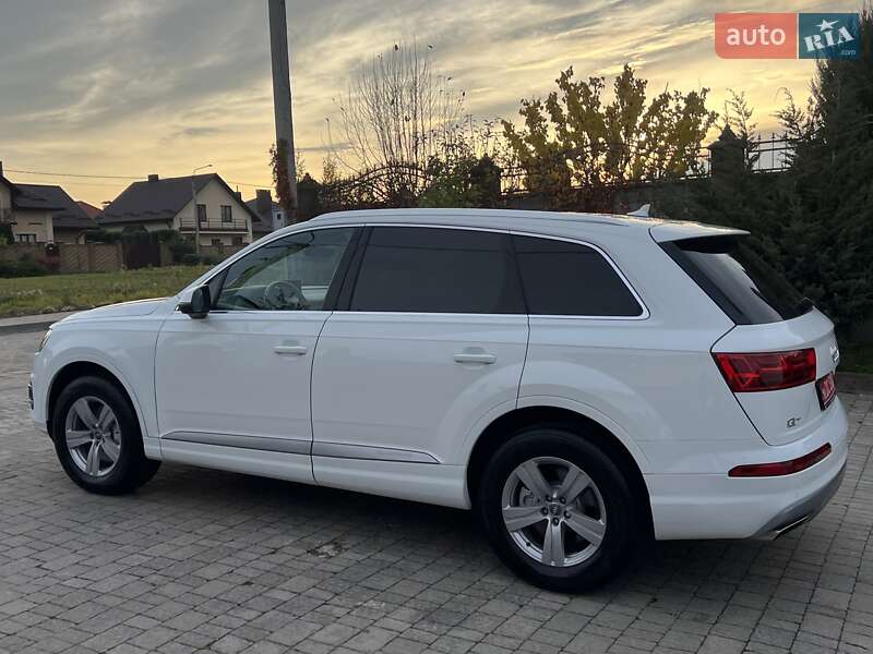 Внедорожник / Кроссовер Audi Q7 2017 в Ровно фото 10 Внедорожник / Кроссовер Audi Q7 2017 в Ровно